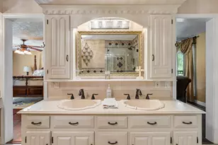 545 Robert E Lee Dr, Conroe, TX 77302 - Photo 30