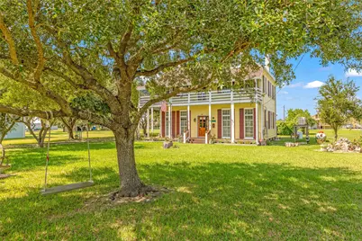 813 Nelson Avenue, Port Bolivar, TX 77650 - Photo 4