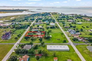 813 Nelson Ave, Port Bolivar, TX 77650 - Photo 40