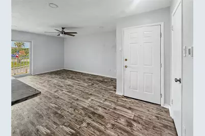 3220 69th Street #B12, Galveston, TX 77551 - Photo 8