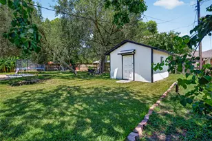 104 Burgundy Ln, League City, TX 77573 - Photo 44