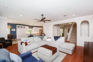 19 Oakmere Pl, Sugar Land, TX 77479 - Photo 8