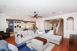 19 Oakmere Pl, Sugar Land, TX 77479 - Photo 8