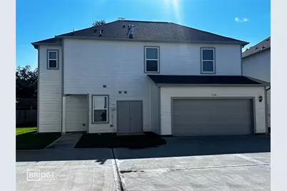 120 Pecan Lane, Lake Jackson, TX 77566 - Photo 1