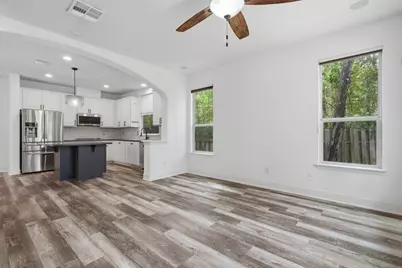 18 Cloud Bank Place, The Woodlands, TX 77382 - Photo 12