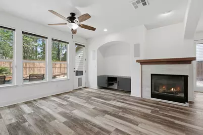 18 Cloud Bank Place, The Woodlands, TX 77382 - Photo 10