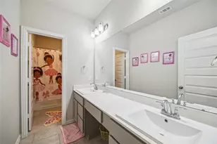 12402 Oakleaf Bend Dr, Humble, TX 77346 - Photo 14