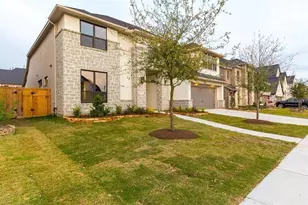 4415 Windy Oaks Dr, Fulshear, TX 77494 - Photo 2