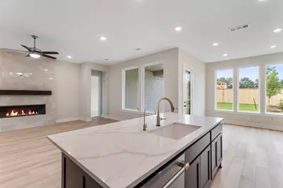 8143 Fenway Heights Dr, The Woodlands, TX 77389 - Photo 6