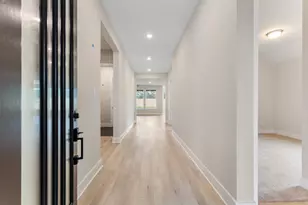 8143 Fenway Hts Dr, The Woodlands, TX 77389 - Photo 2