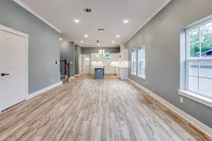 4927 E Ridge Creek Dr, Houston, TX 77053 - Photo 6