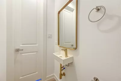 7118 Eastwood Street, Houston, TX 77021 - Photo 22