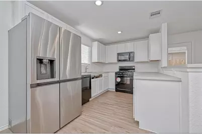 1319 Vincente Court, Conroe, TX 77301 - Photo 4