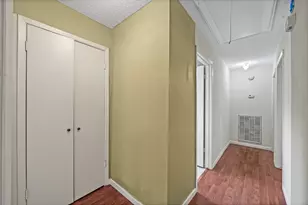 10714 Sherburne Dr, Houston, TX 77072 - Photo 16