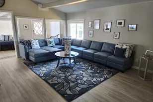 21 Tindel St, Clear Lake Shores, TX 77565 - Photo 4