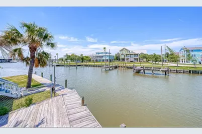 21 Tindel Street, Clear Lake Shores, TX 77565 - Photo 10