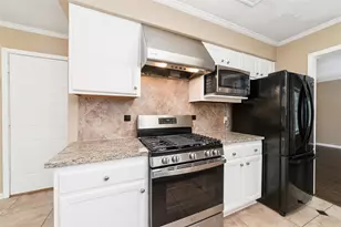 17118 Camberwell Green Ln, Houston, TX 77070 - Photo 8