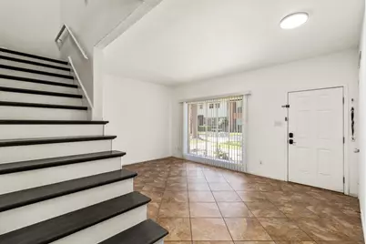 10788 Briar Forest Drive #5/19, Houston, TX 77042 - Photo 4