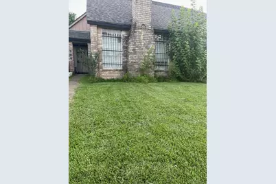 708 Carol Lynn Drive, Missouri City, TX 77489 - Photo 2