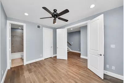 6027 Matthew Oaks Place, Houston, TX 77007 - Photo 32