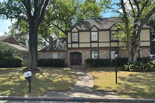 16407 Southampton Dr, Spring, TX 77379 - Photo 2