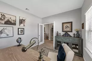 1718 Robinson Dr, Brenham, TX 77833 - Photo 8
