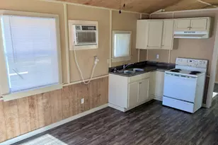 401 N Clegg St, Trinity, TX 75862 - Photo 8