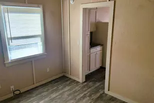 401 N Clegg St, Trinity, TX 75862 - Photo 10