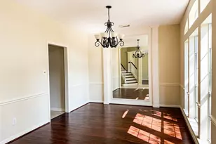 1411 Flanders Field Ln, Sugar Land, TX 77498 - Photo 4