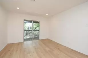 7200 Clarewood Dr, Houston, TX 77036 - Photo 2