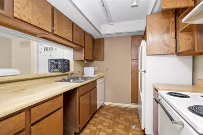 2816 S Bartell #B26, Houston, TX 77054 - Photo 2