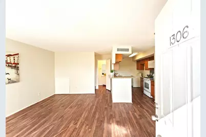 6633 W Airport Boulevard #1306, Houston, TX 77035 - Photo 6