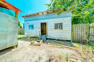 323 Avenue J, Baytown, TX 77520 - Photo 28