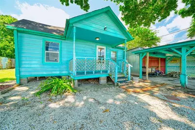323 Avenue J, Baytown, TX 77520 - Photo 8