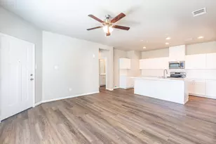 131 Pk Pl Cir, Waller, TX 77484 - Photo 4