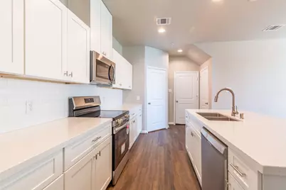 131 Park Place Circle #B, Waller, TX 77484 - Photo 8