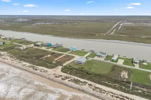 1862 County Rd 230, Sargent, TX 77414 - Photo 4
