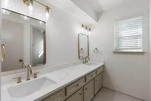 12019 Sugar Springs Dr, Houston, TX 77077 - Photo 22
