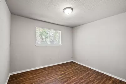 5023 Shorehaven Circle, Houston, TX 77048 - Photo 6