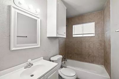 5023 Shorehaven Circle, Houston, TX 77048 - Photo 8