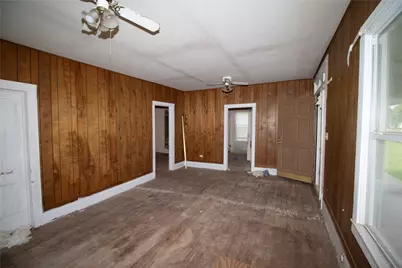 509 S Saint Andrews Street, Weimar, TX 78962 - Photo 16