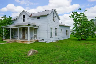 509 S Saint Andrews Street, Weimar, TX 78962 - Photo 4
