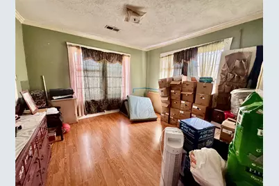 105 Dresden Street, Houston, TX 77012 - Photo 8