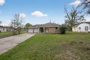 4530 Firnat St, Houston, TX 77016 - Photo 18