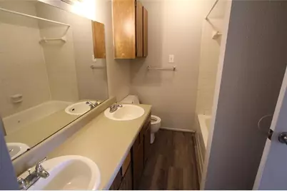 5422 Farley Drive #B, Houston, TX 77032 - Photo 8
