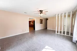 15331 Lake Lamond Rd, Conroe, TX 77384 - Photo 4