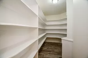 8115 Fondren Lake Dr, Houston, TX 77071 - Photo 12