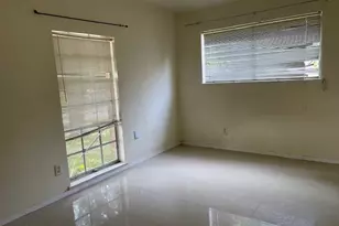 7106 Pella Dr, Houston, TX 77036 - Photo 22