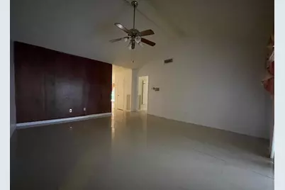7106 Pella Dr, Houston, TX 77036 - Photo 8