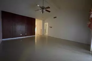 7106 Pella Dr, Houston, TX 77036 - Photo 8